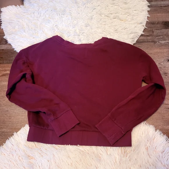 Victoria Sport Cropped Long Sleeve - Picture 6 of 6